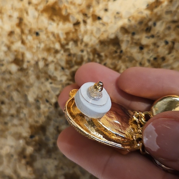 New Earrings - Picture 6 of 6